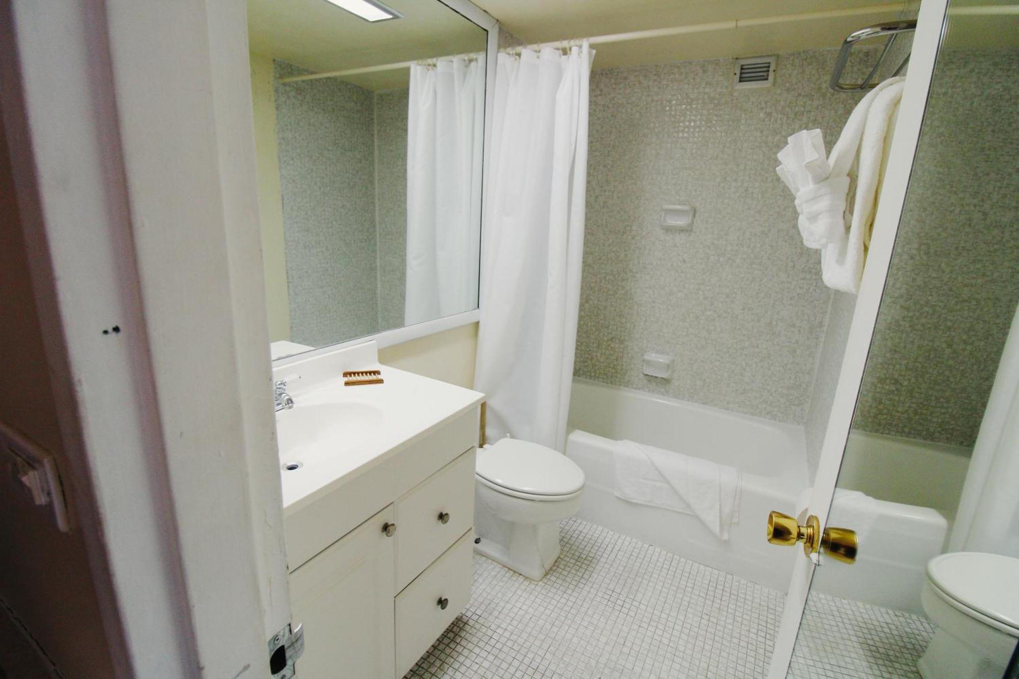Castle 1733 Ocean View Studio With Direct Beach Access, Pool, Tennis & Free Parking Miami Beach Eksteriør billede