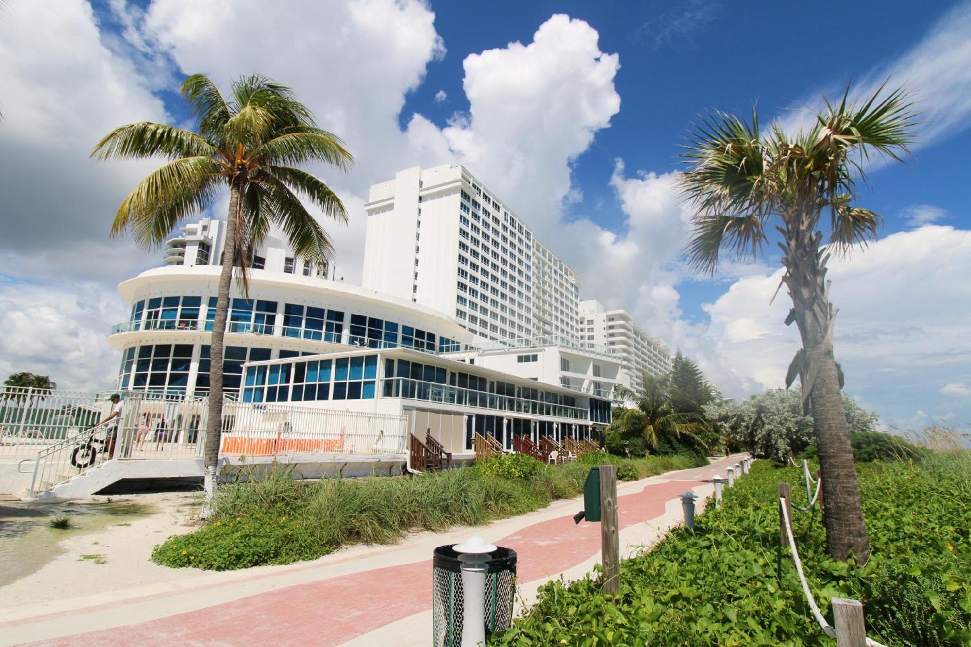Castle 1733 Ocean View Studio With Direct Beach Access, Pool, Tennis & Free Parking Miami Beach Eksteriør billede