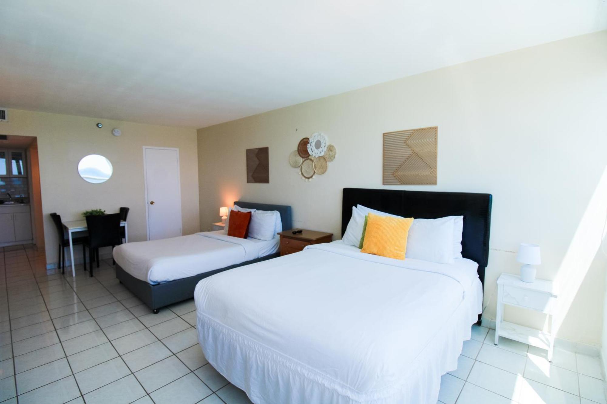 Castle 1733 Ocean View Studio With Direct Beach Access, Pool, Tennis & Free Parking Miami Beach Eksteriør billede