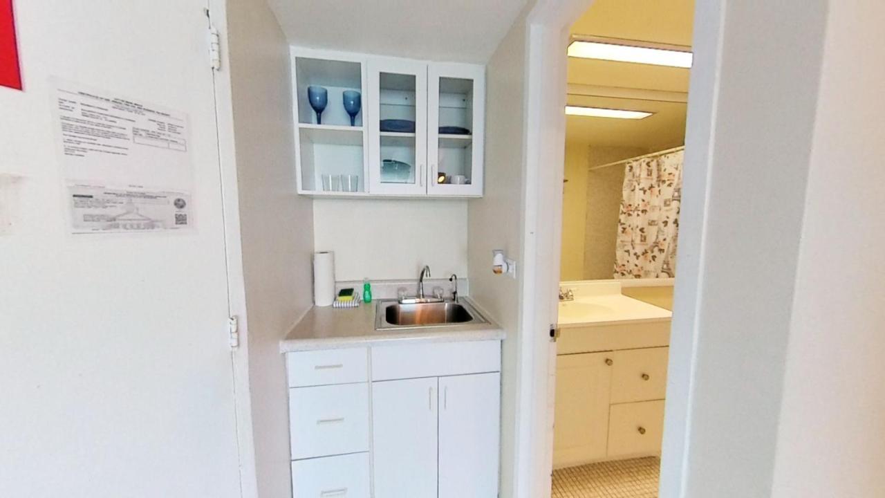 Castle 1733 Ocean View Studio With Direct Beach Access, Pool, Tennis & Free Parking Miami Beach Eksteriør billede